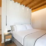 Acres Gem House Apartament Ano Mera